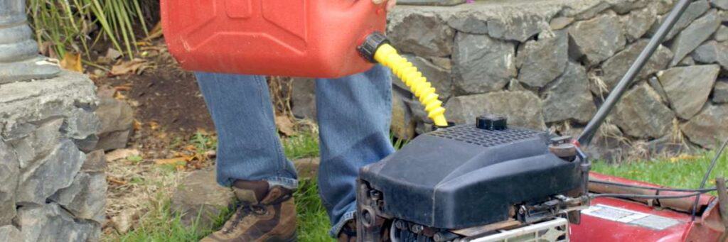 Gas Mowers vs. Electric Mowers: Which is Better for Your Lawn? 