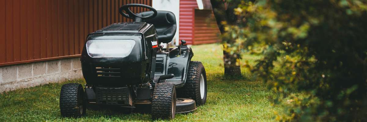 Why Do Lawn Mowers Have Headlights? – Backyard Virtuoso